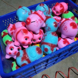 ống heo tiết kiệm tiền cho mọi người