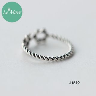 Nhẫn Thân xoắn sao bạc J1519