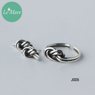 Nhẫn nút xoắn bạc J005