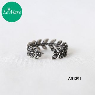 Nhẫn lá đen đính đá AR1391
