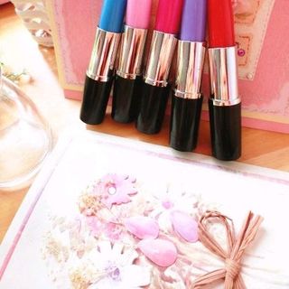 viết mực mẫu đẹp hình son