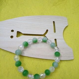 chuỗi đeo tay phong thủy mẫu y hình