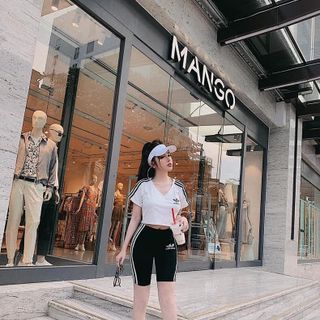 Set bộ a di das lửng crop top cực Sporty xinh No1