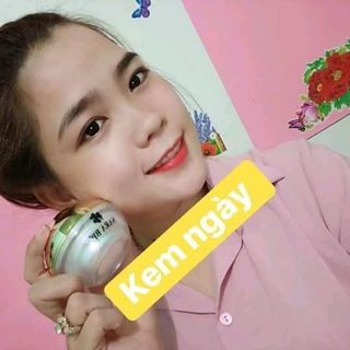 kem dưỡng chống nắng