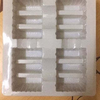 khay nhựa bánh kẹo