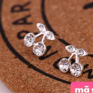 Bông tai kim loại mẫu mới rất đẹp