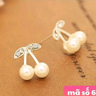 Bông tai kim loại mẫu mới rất đẹp