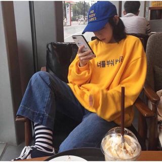 Sweater Korean Nỉ Vàng