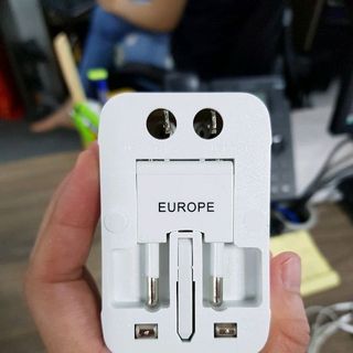 ổ cắm chuyển đổi đa năng du lịch