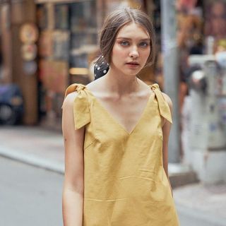 ĐẦM HAI DÂY CỘT NƠ