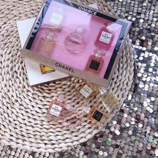 Set 5 lọ nước hoa 5 mùi hương