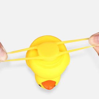 Vịt gắn xe đội mũ chong chóng bíp còi vui nhộn có đèn led đổi màu