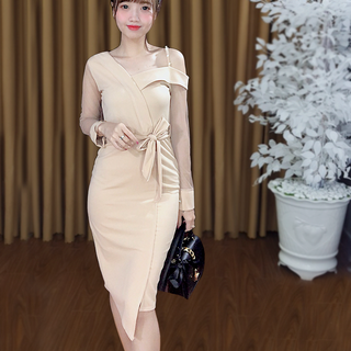 Đầm ôm body dự tiệc phối tay lưới
