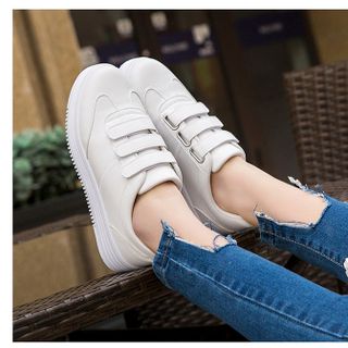 Giày Nữ Đế Bánh Mì Xinh Xắn Cá Tính D2594 Giày sneaker độn đế