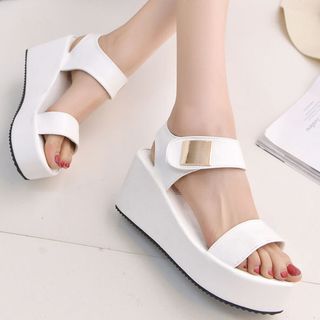 Sandan nữ cao cấp Mã DXT