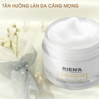 Kem dưỡng trắng trị nám Riena