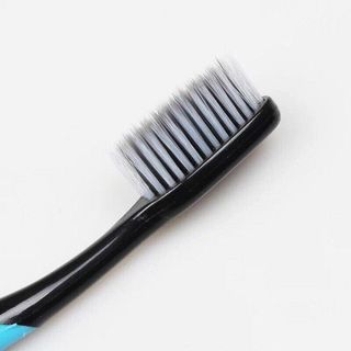 1 THÙNG BÀN CHẢI ĐANH RĂNG BOSSI 300 CÂY