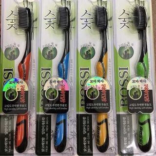 1 THÙNG BÀN CHẢI ĐANH RĂNG BOSSI 300 CÂY