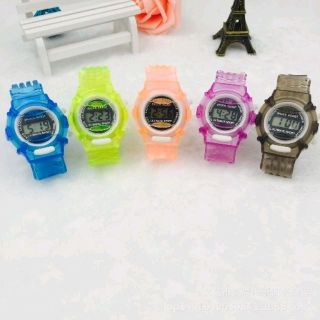 Đồng hồ trẻ em thời trang