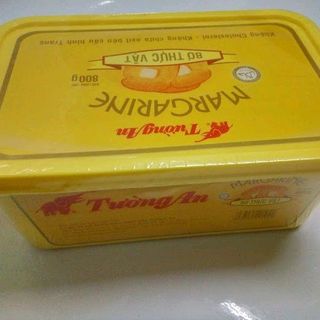 Bơ Thực Vật Tường An 800g