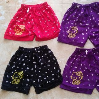 Quần đùi mèo Kitty cotton 100 cho bé gái