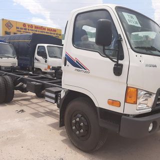HYUNDAI Mighty 2017 GA CƠ CUỐI CÙNG