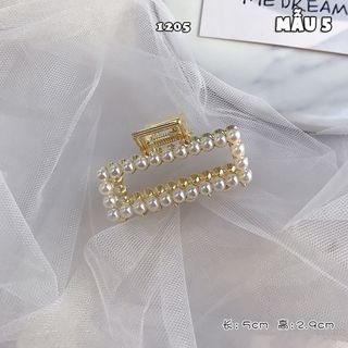 Kẹp tóc ngọc trai đính kim cương