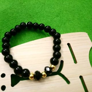 chuỗi đeo tay phong thủy hạt đá 8li mix pha lê