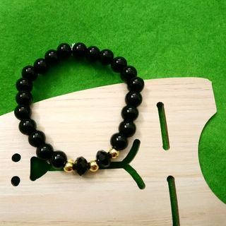 chuỗi đeo tay phong thủy hạt đá 8li mix pha lê