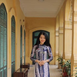 Áo dài tơ lụa cao cấp màu xanh