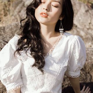 ĐẦM TAY BỒNG VIÊN REN