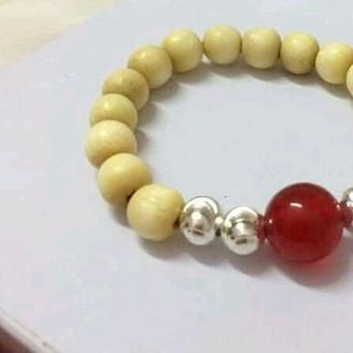 vòng dâu 4 bi bạc cho bé