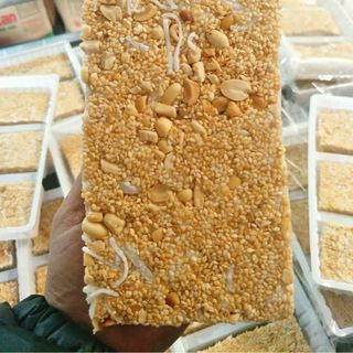 Bánh cáy kẹo lạc đặc sản thái bình