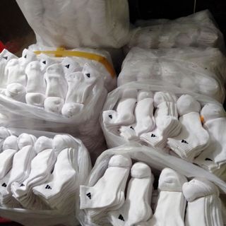 Tất dệt kim hãng xuất dư