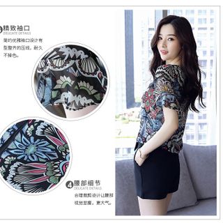 - ÁO HỌA TIẾT