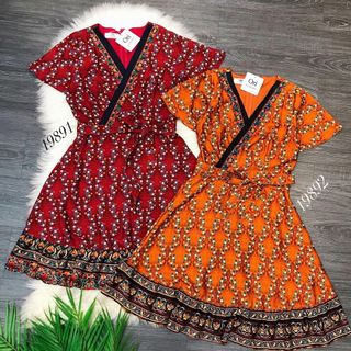 ĐẦM HOA VIỀN CỔ