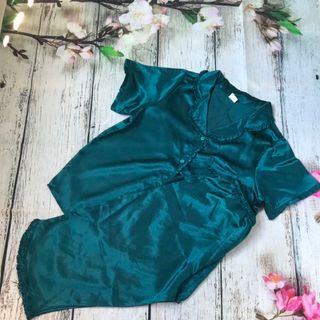 Pyjama cổ bèo quần lửng