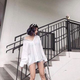 Sơ mi trắng gân chờ neo