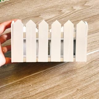 Giỏ cắm hoa hàng rào 20x72x9cm