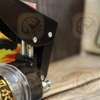 Bơm Mỡ Cầm Tay 2 Ti Thân Trong Suốt 2 van thoát khí