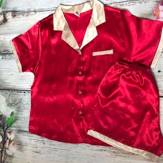 Pyjama cổ ve quần đùi tay ngắn
