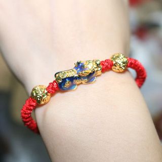 Vòng tay chỉ đỏ mix tỳ hưu đổi màu