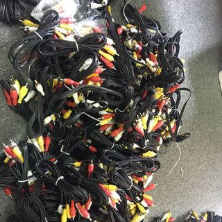 Dây AV 1 chia 3 và 6 đầu