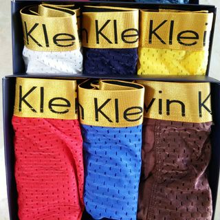 Quần lót nam boxer thông hơi lưng vàng CK
