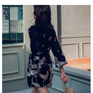 JUM SHORT KÈM NỊT NHẬP