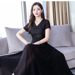 HONG KONG -ĐẦM XOE VOAN REN