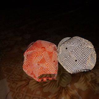 Vải phản quang nha mọi người Bên mình xản xuất nón chuyên hàng Ae nào có nhu cầu đặt hàng theo mẫu hoặc lấy hàng bên mình có sẵn cũng được A Lộc