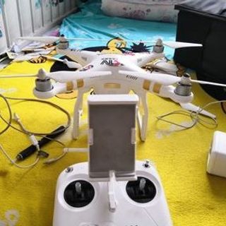 Máy bay flycam Dajiang UAV