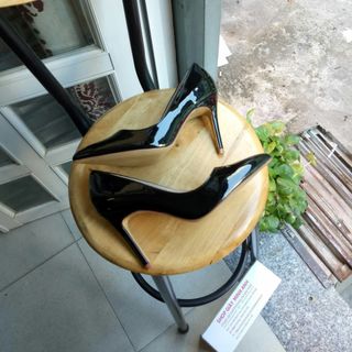 GIÀY CAO GÓT ĐEN BÓNG 9P