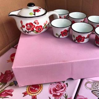Bộ ấm chén hoa đào xuất Nhật
